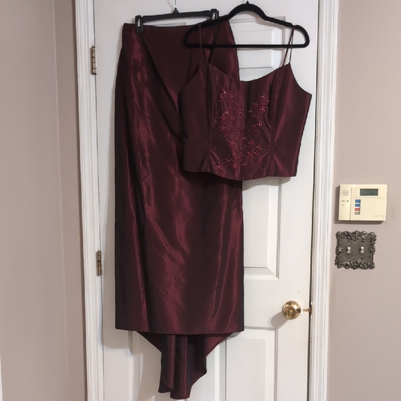 Scott McClintock Elegant Burgundy 3-Piece Formal